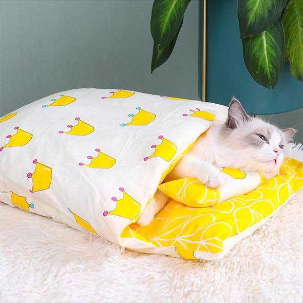 Kuschelig weicher Katzenschlafsack 'Wolkenkuschler' - Wahre Katzenliebe